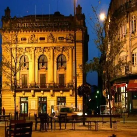 Lägenhet With Balcony Oporto