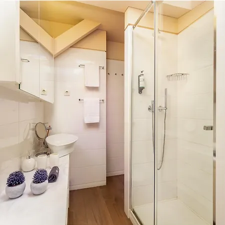 דירה With Balcony פורטו