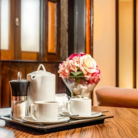 With Balcony דירה פורטו