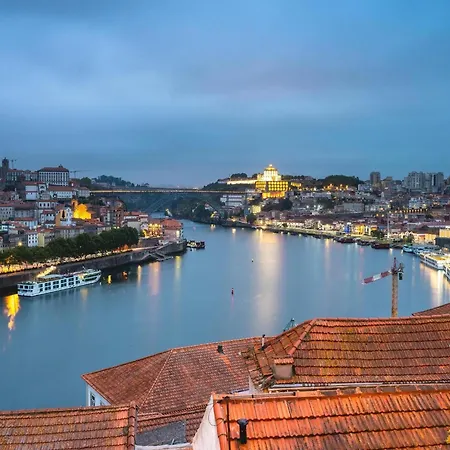Charming With Balcony In * Porto